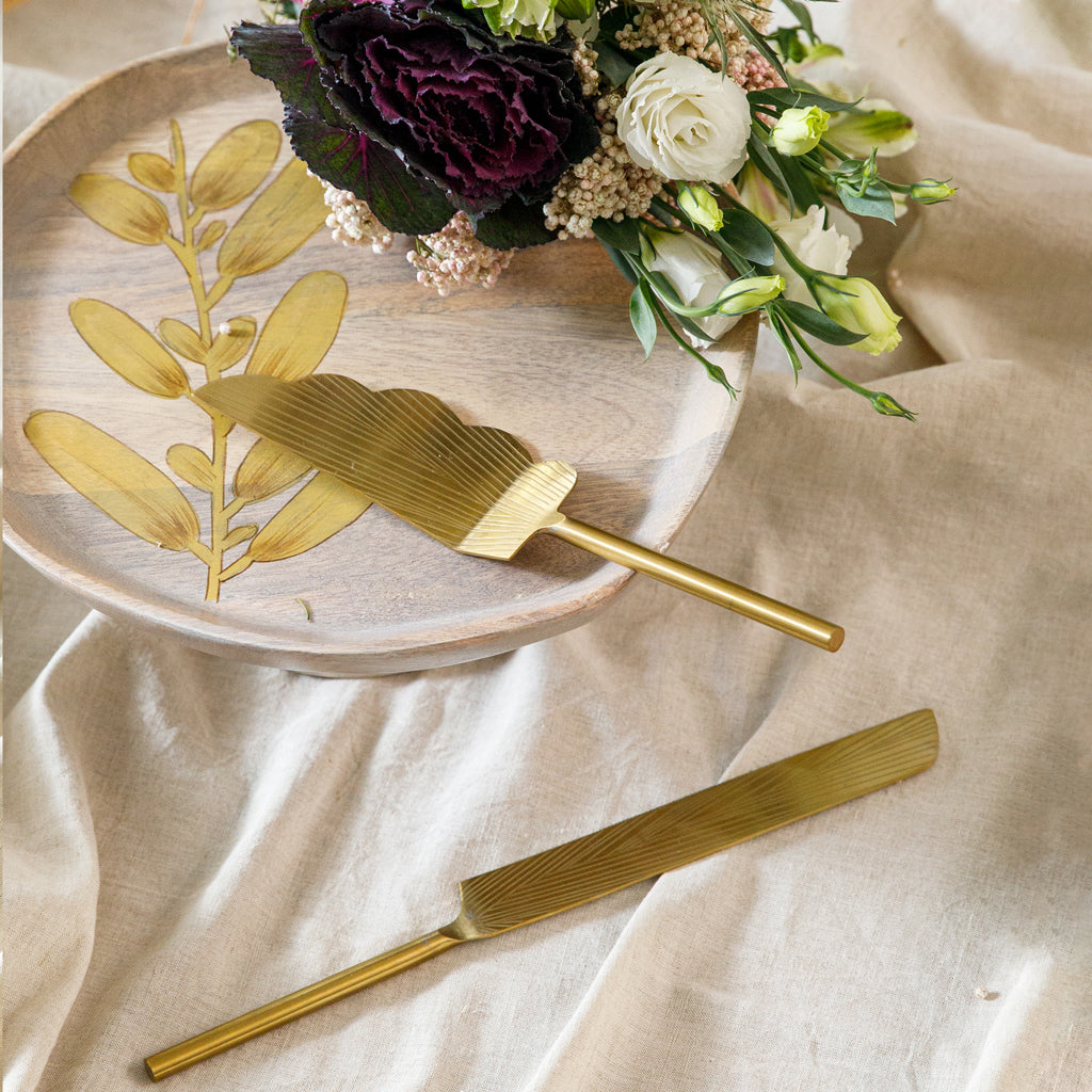 Wisteria Yellow Cake Stand