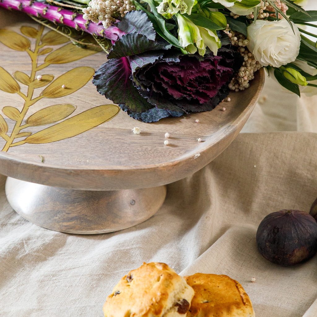 Wisteria Yellow Cake Stand