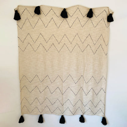 Yasmin Throw Natural / Black
